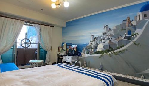 Apartment with City View - Room Selected at Check-In