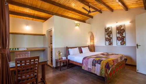 Lake View Stone Cottage