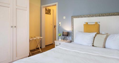 Single Room with Balcony