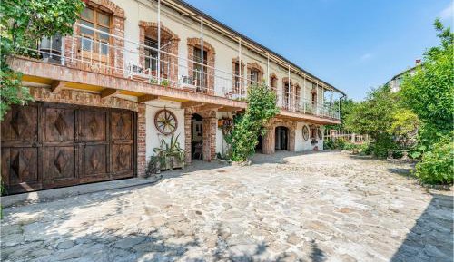 Four-Bedroom Holiday Home