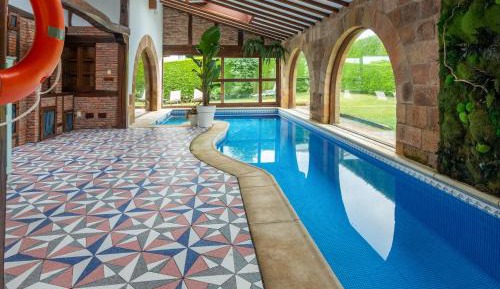 Villa with Private Pool