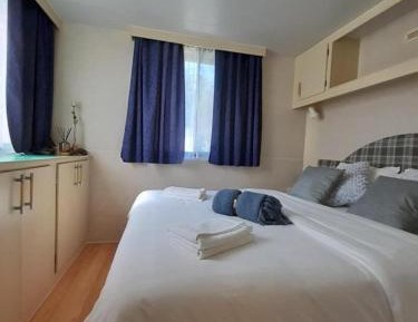 Two-Bedroom House with Terrace