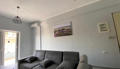 Apartment with Garden View