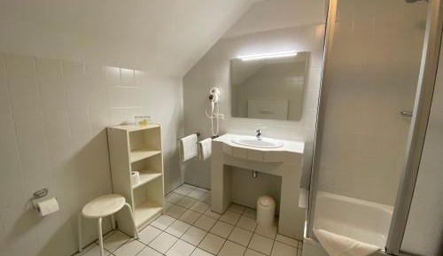 Economy Twin Room