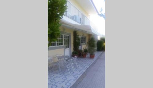 King Studio with Sofa Bed