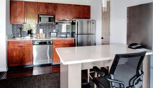 One-Bedroom Suite with Two Double Beds