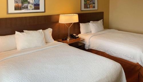 Standard Double Room with Two Double Beds - Non Smoking