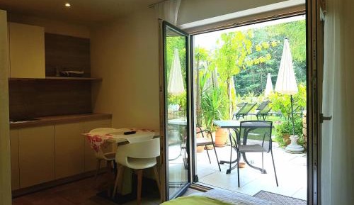 Studio with Garden View