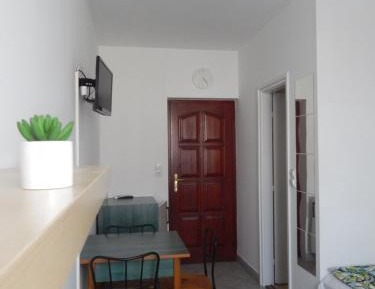 Triple Room with Private Bathroom