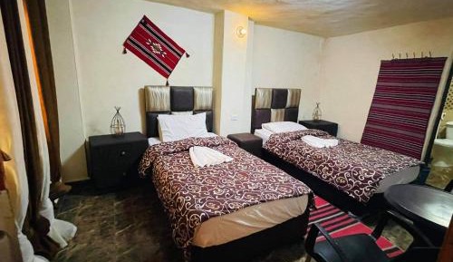 Twin Room with Private Bathroom