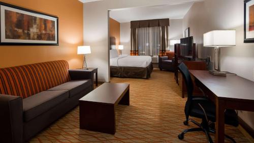 King Suite - Disability Access