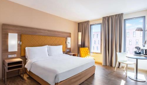 Premium Room with Patio View