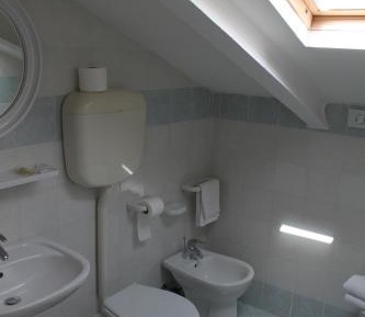 Double or Twin Room - Attic