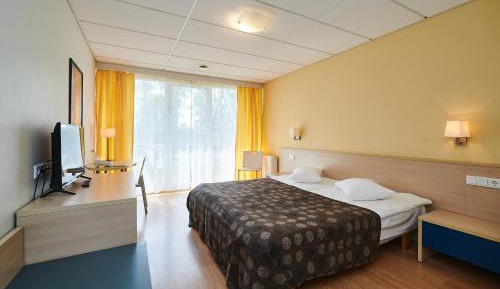 Standard Twin Room with Castle View and Spa Access