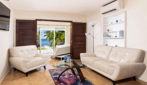 Deluxe Suite with Ocean View