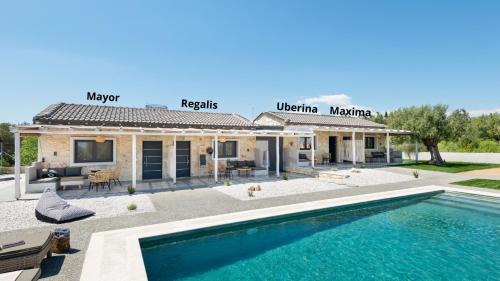 Deluxe Bungalow