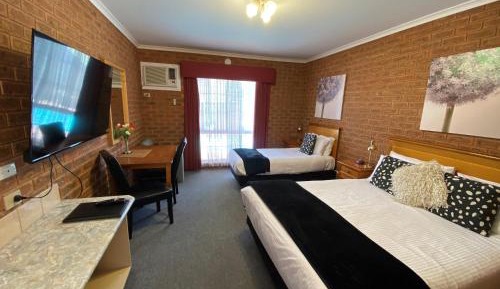 Deluxe Twin Room