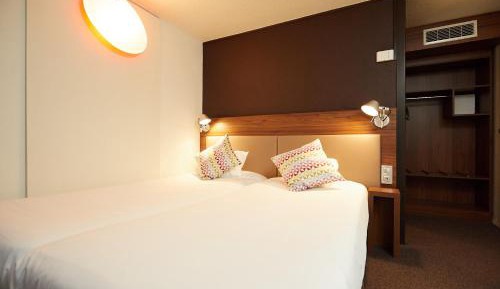 Twin Room with 2 Single Beds