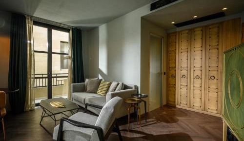 Junior Suite