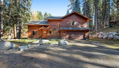 Four bedroom holiday home 