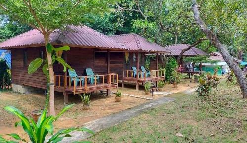 Bungalow with Fan