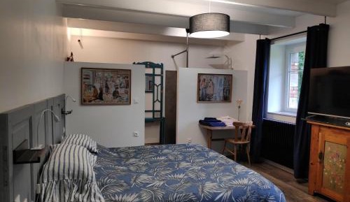 Queen Room with Garden View