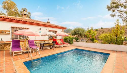 Three-Bedroom Holiday Home 
