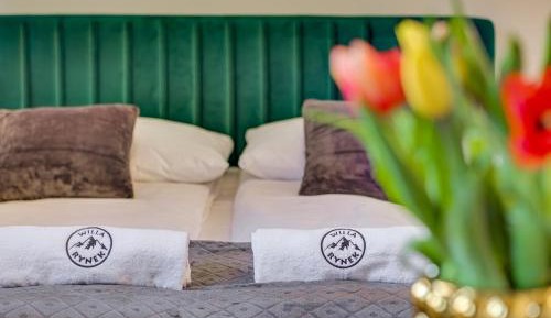 Deluxe Family Suite