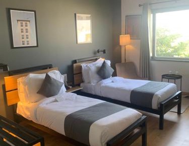 Deluxe Twin Room