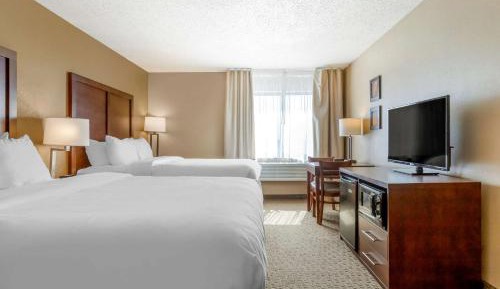 Queen Room with Two Queen Beds - Non-Smoking