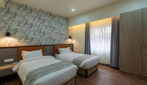 Deluxe Double or Twin Room