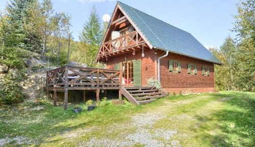 Four-Bedroom Holiday Home