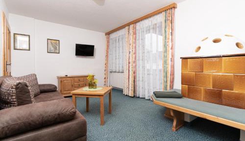 Apartment with Balcony 7