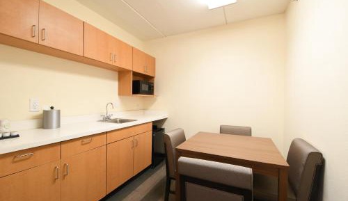 Executive Queen Room with Two Queen Beds - Non-Smoking