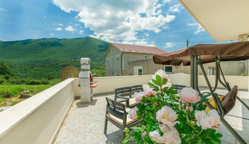 Two-Bedroom Holiday Home