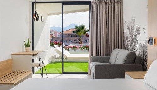 Double Room with Balibed