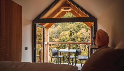 Bungalow with Shared Bathroom