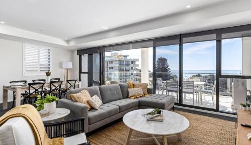 Apartment with Sea View