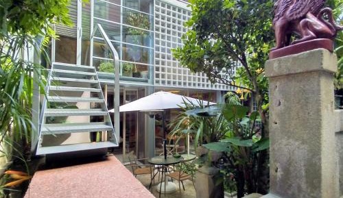 One-Bedroom Apartment with Patio