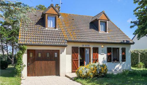 Four-Bedroom Holiday Home