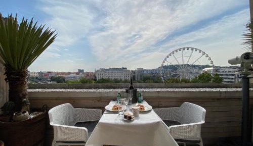 Apartment with Terrace