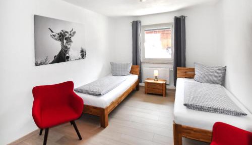 Twin Room with Private External Bathroom