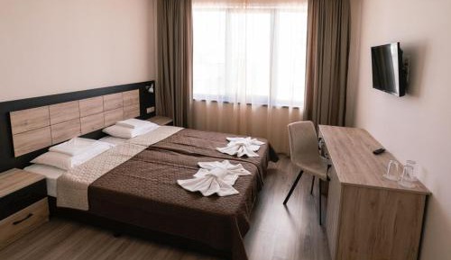 Large Double Room