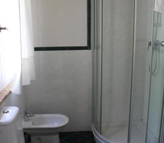 One-Bedroom Apartment (4 Adults)