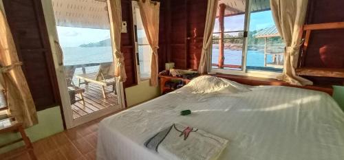 Bungalow - Beach Front