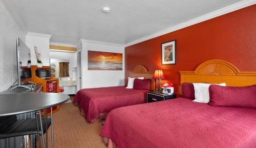 Queen Room with Two Queen Beds