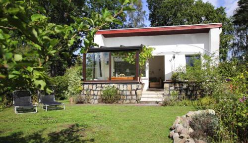 One-Bedroom Bungalow