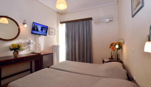 Single Room with Mountain View