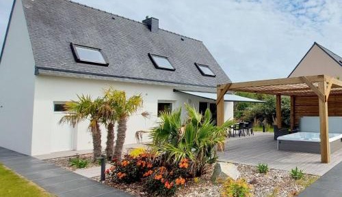 Three-Bedroom Holiday Home 
