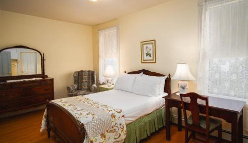 Superior Queen Room